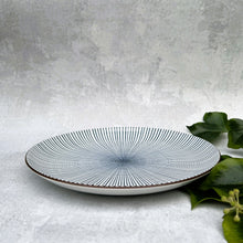Indlæs billede til gallerivisning Blåstribet tallerken