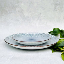 Indlæs billede til gallerivisning Blåstribet tallerken