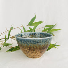 Indlæs billede til gallerivisning Blå retroskål / bowl - V-formet