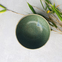 Indlæs billede til gallerivisning Lille grøn bowl - U-formet