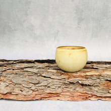 Indlæs billede til gallerivisning Kop sandfarvet