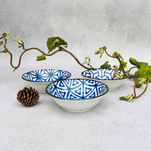 Indlæs billede til gallerivisning Indigo saucer - stjerneskud