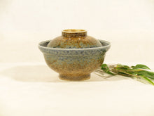 Indlæs billede til gallerivisning Retroskål/bowl med låg - hvid og sand