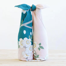 Indlæs billede til gallerivisning Furoshiki sakura - kirsebærblomster
