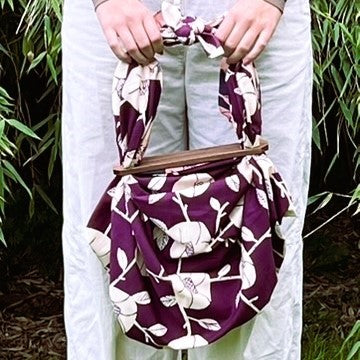 Furoshiki kamelia mørkelilla 105 cm