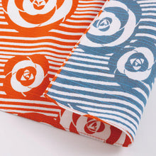 Indlæs billede til gallerivisning Furoshiki orange/blå kamelia 104 cm
